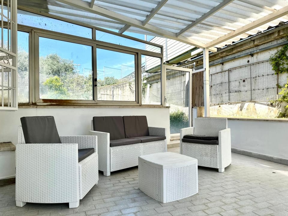 b&b holiday Hotel in Torre Annunziata
