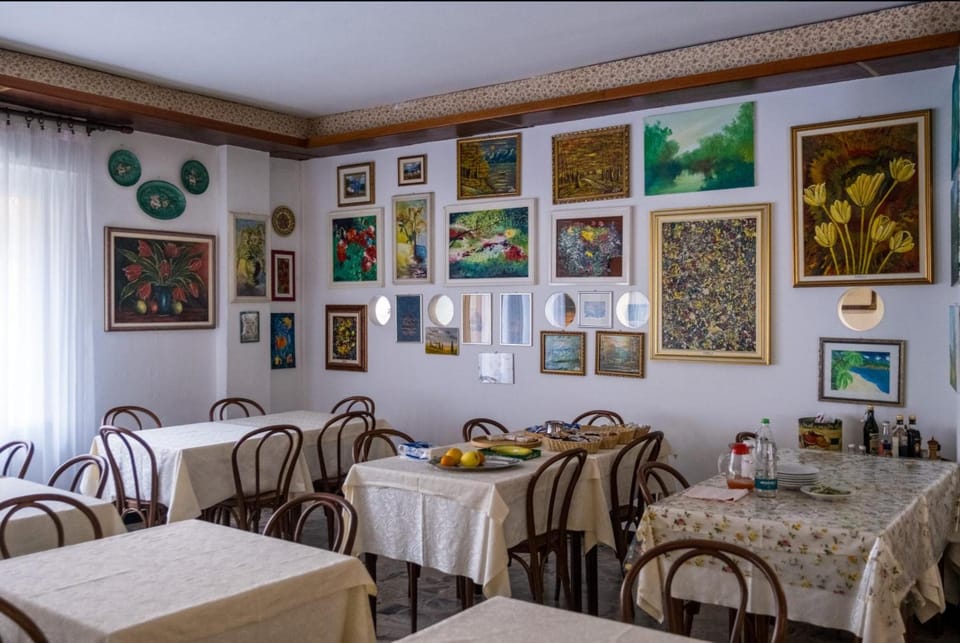Hotel al Porto Hotel in Imperia