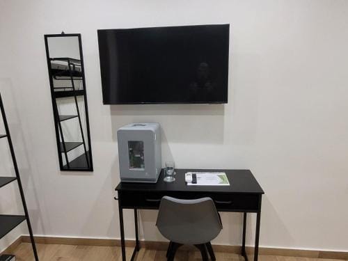 Engi Rooms - Marino Hotel in Naples