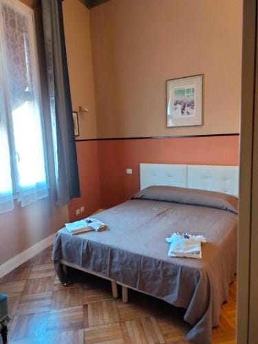 CENTRAL PALACE 600 by BOLOGNACENTRO Rooms ad suites Hotel in Bologna