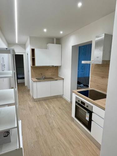 Deluxe Apartment a 2 passi dal mare - FIERA GENOVA Hotel in Genoa