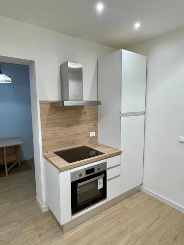 Deluxe Apartment a 2 passi dal mare - FIERA GENOVA Hotel in Genoa
