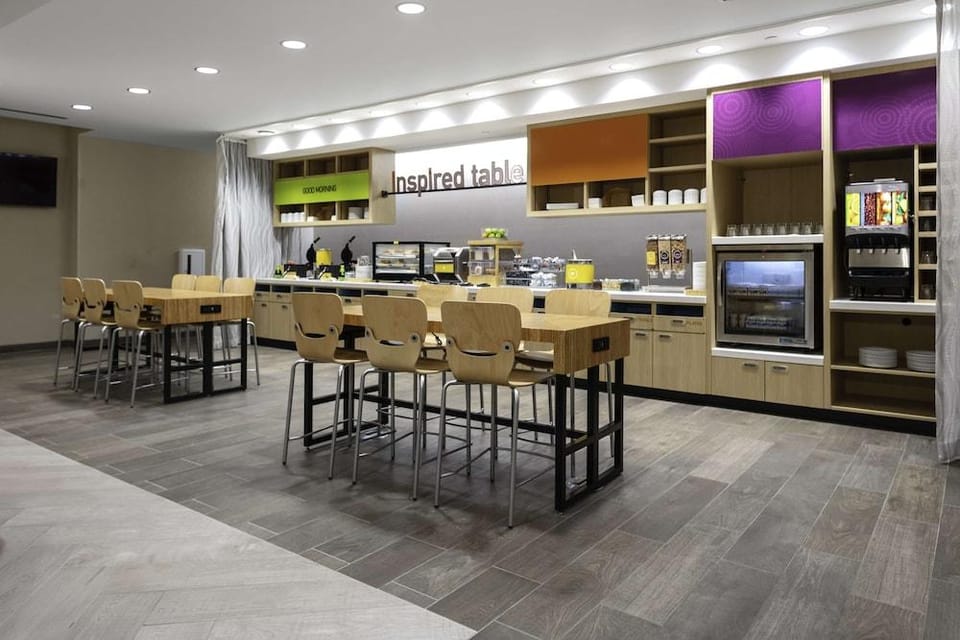Home2 Suites by Hilton Fort Wayne North Hotel in Fort Wayne