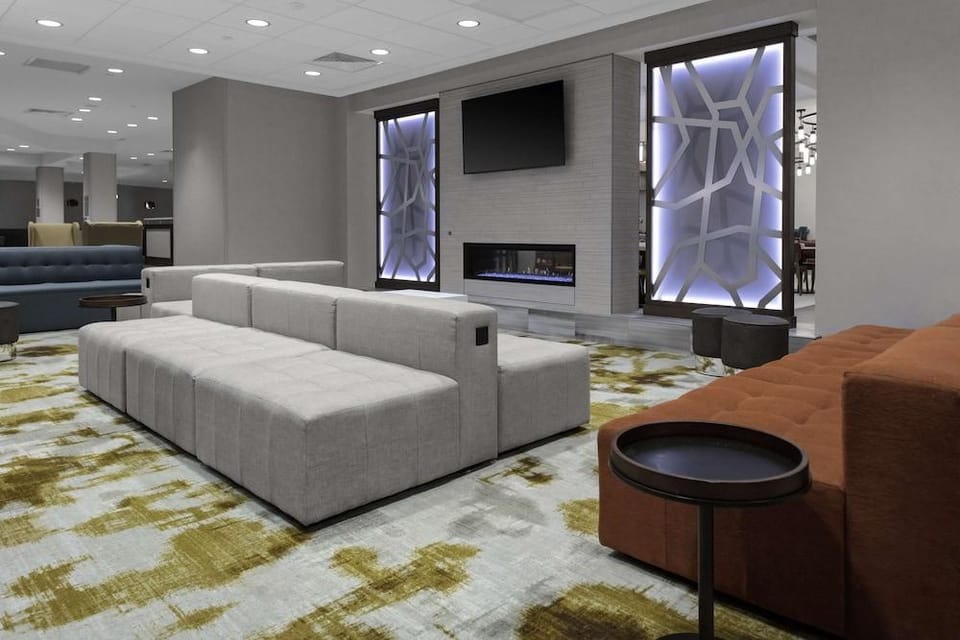 Home2 Suites by Hilton Fort Wayne North Hotel in Fort Wayne