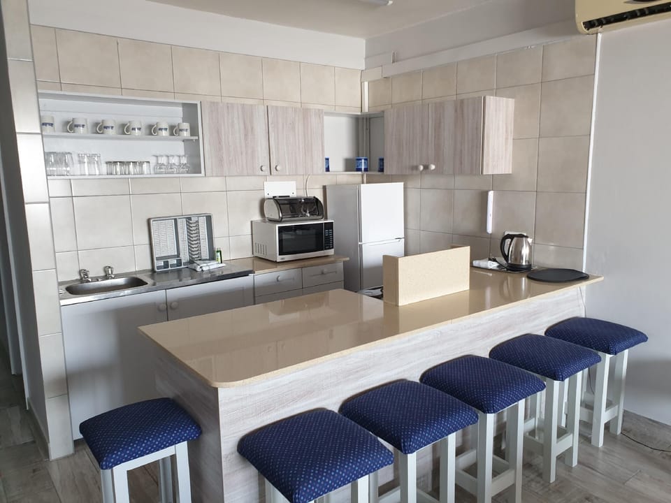 Silver Sands Self Catering Hotel in Durban