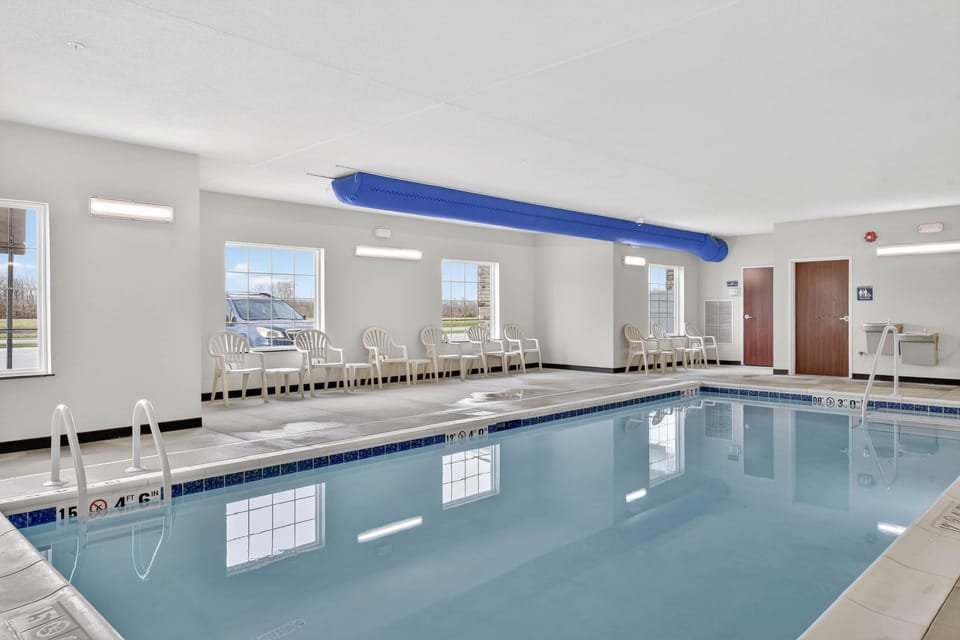Cobblestone Hotel & Suites - Eaton Hotel in Ohio