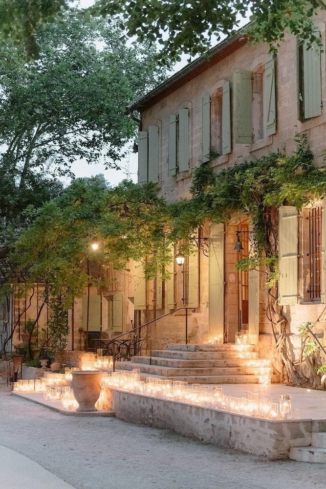 Auberge de la Treille Hotel in Avignon