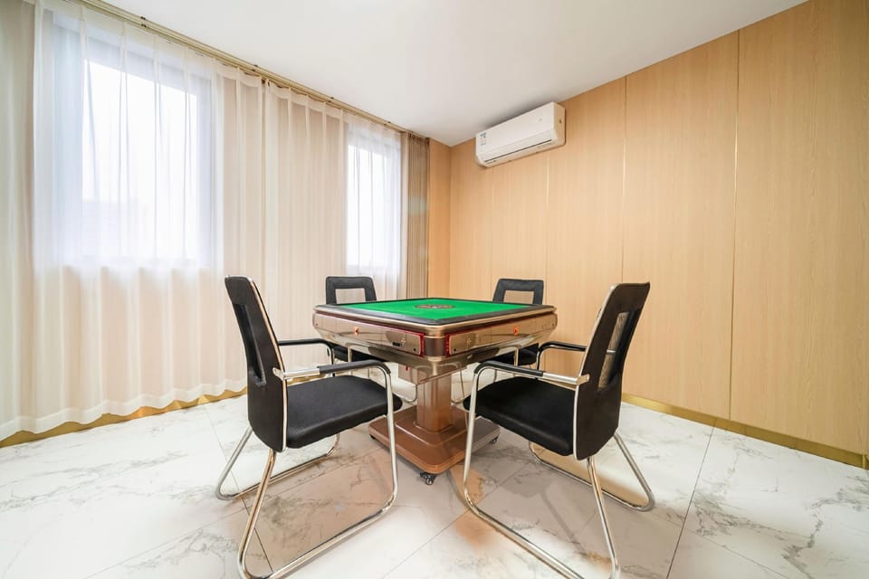 Longyin Hotel (Dingqiao Branch) Hotel in Hangzhou