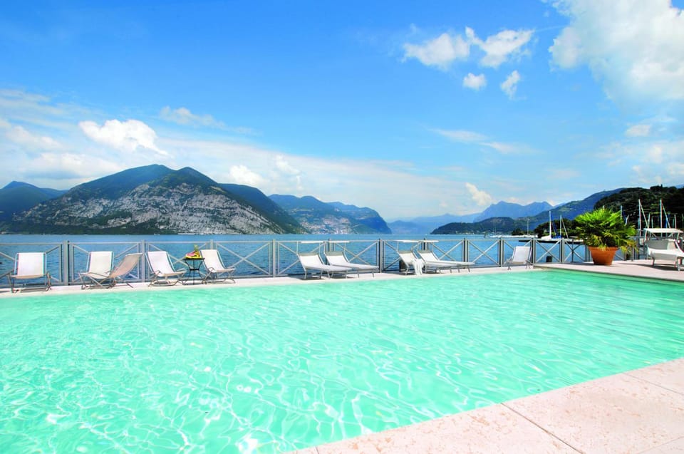 Araba Fenice Hotel Hotel in Province of Brescia