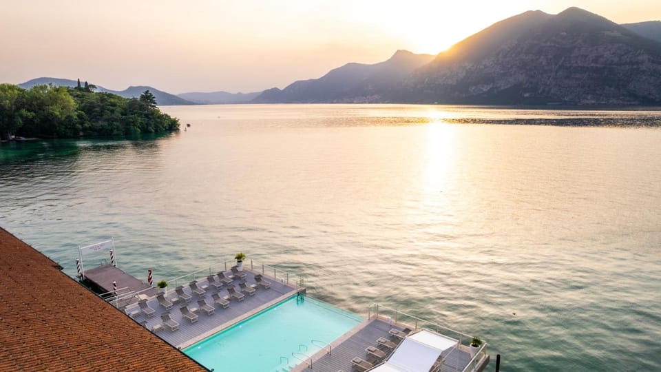 Araba Fenice Hotel Hotel in Province of Brescia
