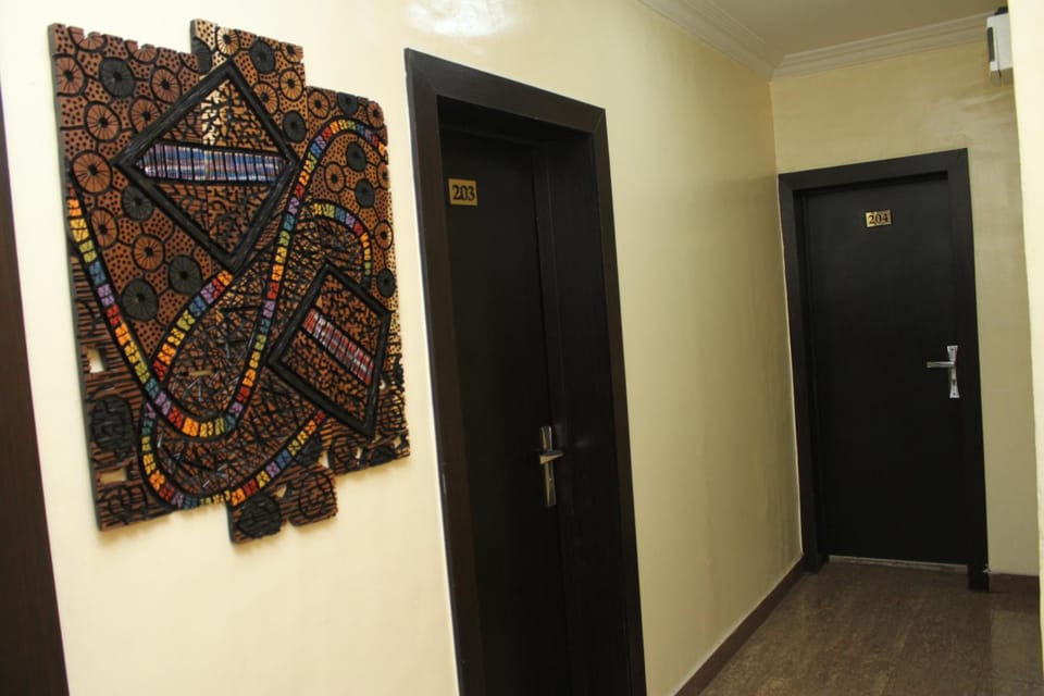 MITOS LUXURY SUITES -Somosu Hotel in Lagos