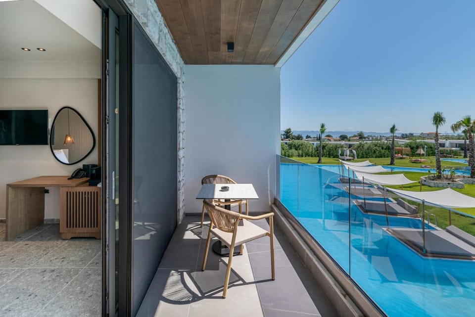 Anna Island Hotel in Halkidiki