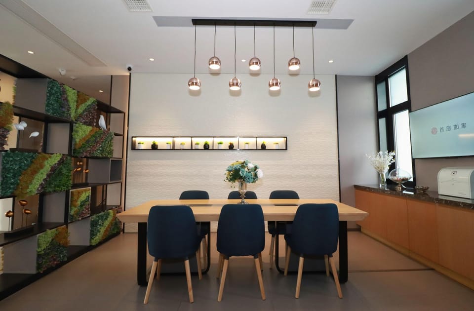 Home Inn Selected Hotel (Xuzhou Fantawild Adventure Park Branch) Hotel in Jiangsu