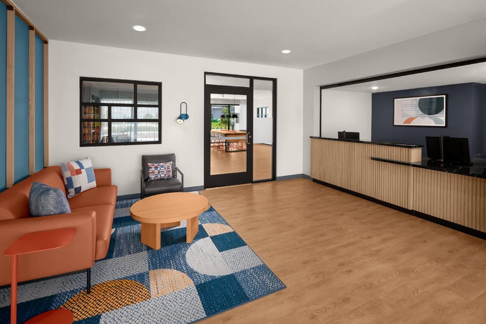 StudioRes by Marriott Fort Myers Airport Hotel in Lee County