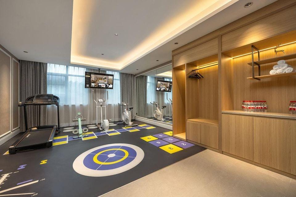 Vienna International Hotel (Hangzhou Xixi Wetland West Lake Scenic Area Store) Hotel in Hangzhou