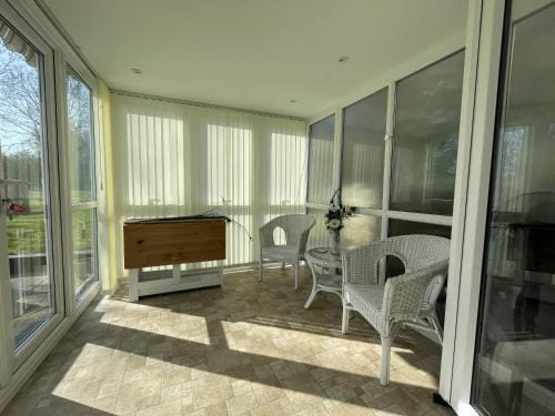 Serene Countryside Escape with Parking Hotel in Bristol