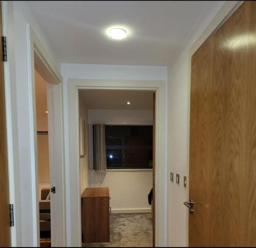 1room in shared 2 bedroom apartment R2 Hotel in Salford
