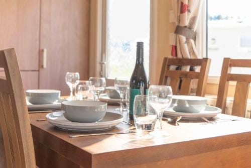 24 Woolacombe Heights - 3 Bed - Sleeps 6 - TJS24WH Lodge in Ilfracombe