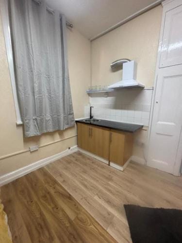 Amazing Studio in London-L Hotel in Harrow