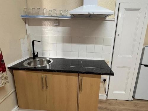Amazing Studio in London-L Hotel in Harrow