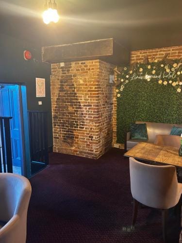 The Limes Bar and Hotel Hotel in Babergh District
