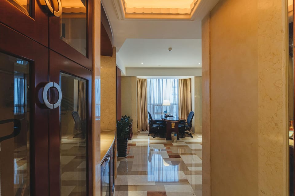 PINGHU PLATINUM HANJUE HOTEL 平湖白金汉爵大酒店 Hotel in Shanghai