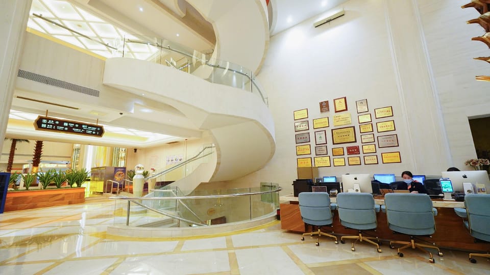 PINGHU PLATINUM HANJUE HOTEL 平湖白金汉爵大酒店 Hotel in Shanghai
