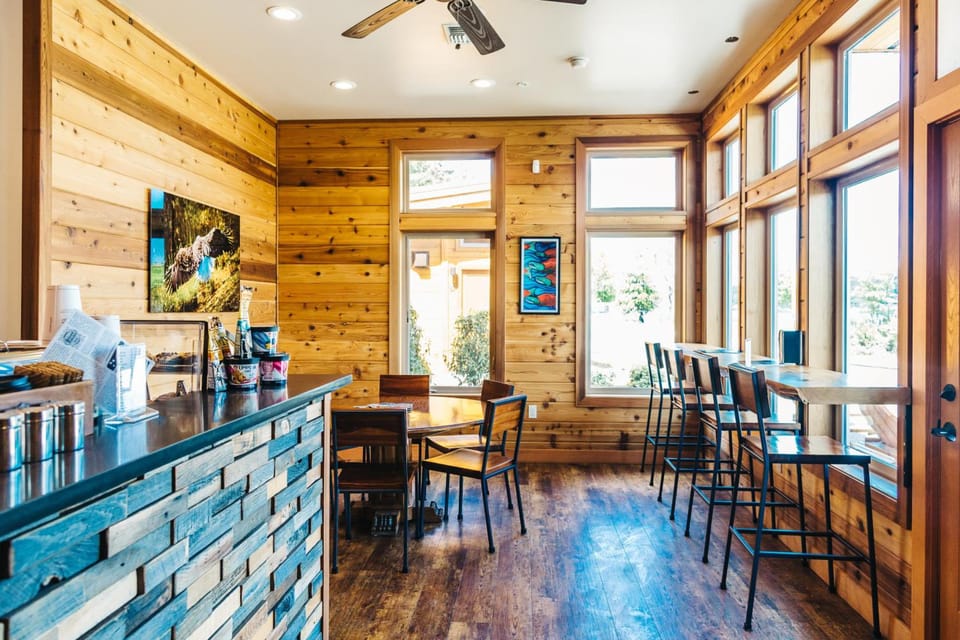 Snug Harbor Resort and Marina Chalet in San Juan Island