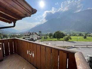Trilocale, Giustino Hotel in Province of Brescia