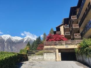 Bilocale con caminetto, Giustino Hotel in Pinzolo