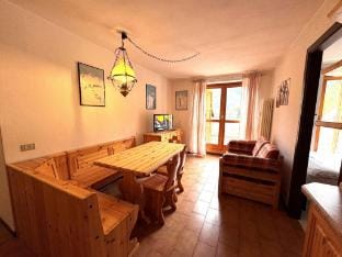 Trilocale, Giustino Hotel in Province of Brescia