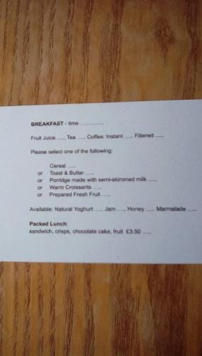 Bed & Breakfast Only - not 24 hour lodging - Truro, Cornwall - free parking Hotel in Truro