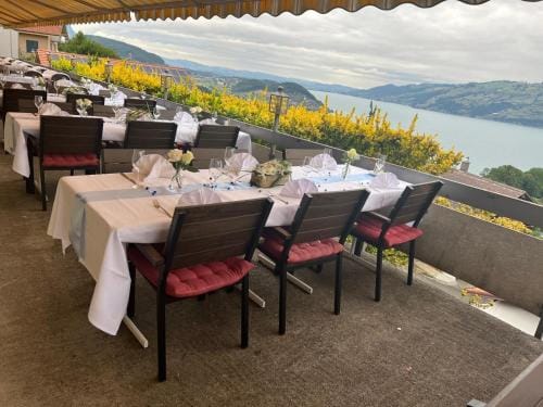 Baren-Krattigen Hotel in Canton of Bern (Region)