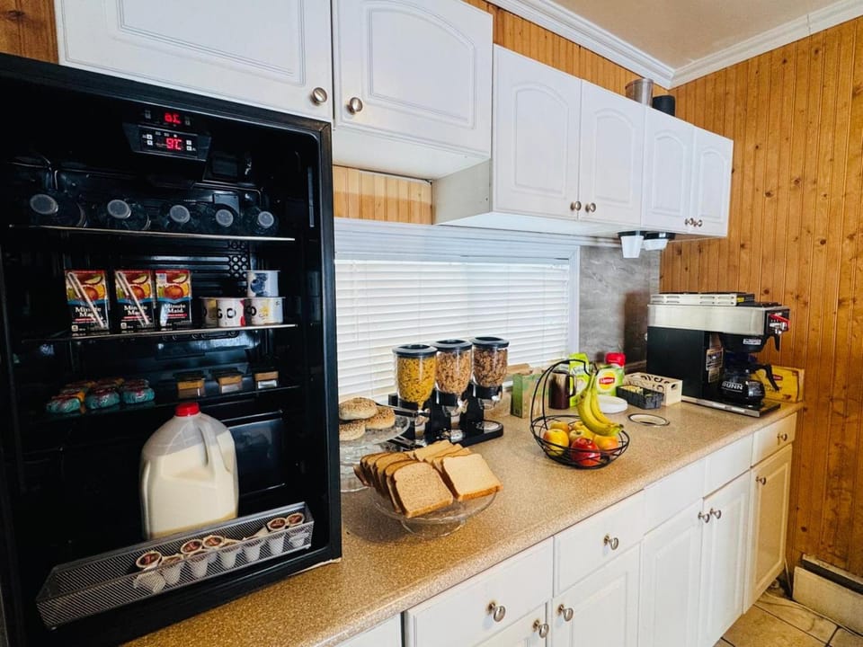 Silver crest lodge Motel in Grande Prairie