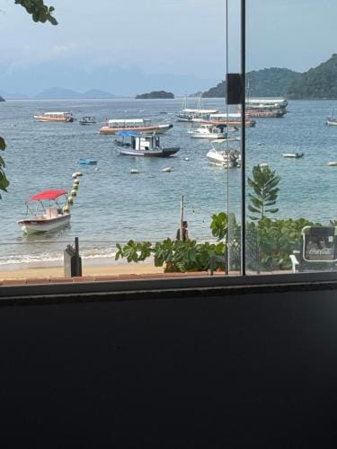 Suites Abraao Beach Hotel in Angra dos Reis