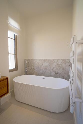 Maison Raphael studios - Plages, Ville et Gare a Pied Hotel in Saint-Raphael