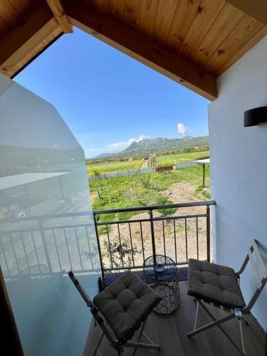 Tringa Guesthouse - Mrizi i Zanave Hotel in Montenegro