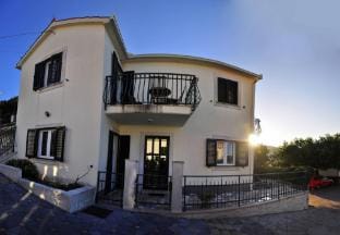 Cosy suite with garden  terrace Hotel in Trogir