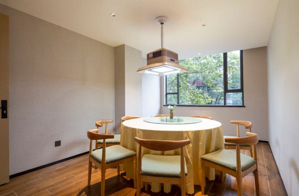 Yinqitang Boutique Hotel - Chunxi Road Xinnanmen Metro Station Chengdu Hotel in Chengdu