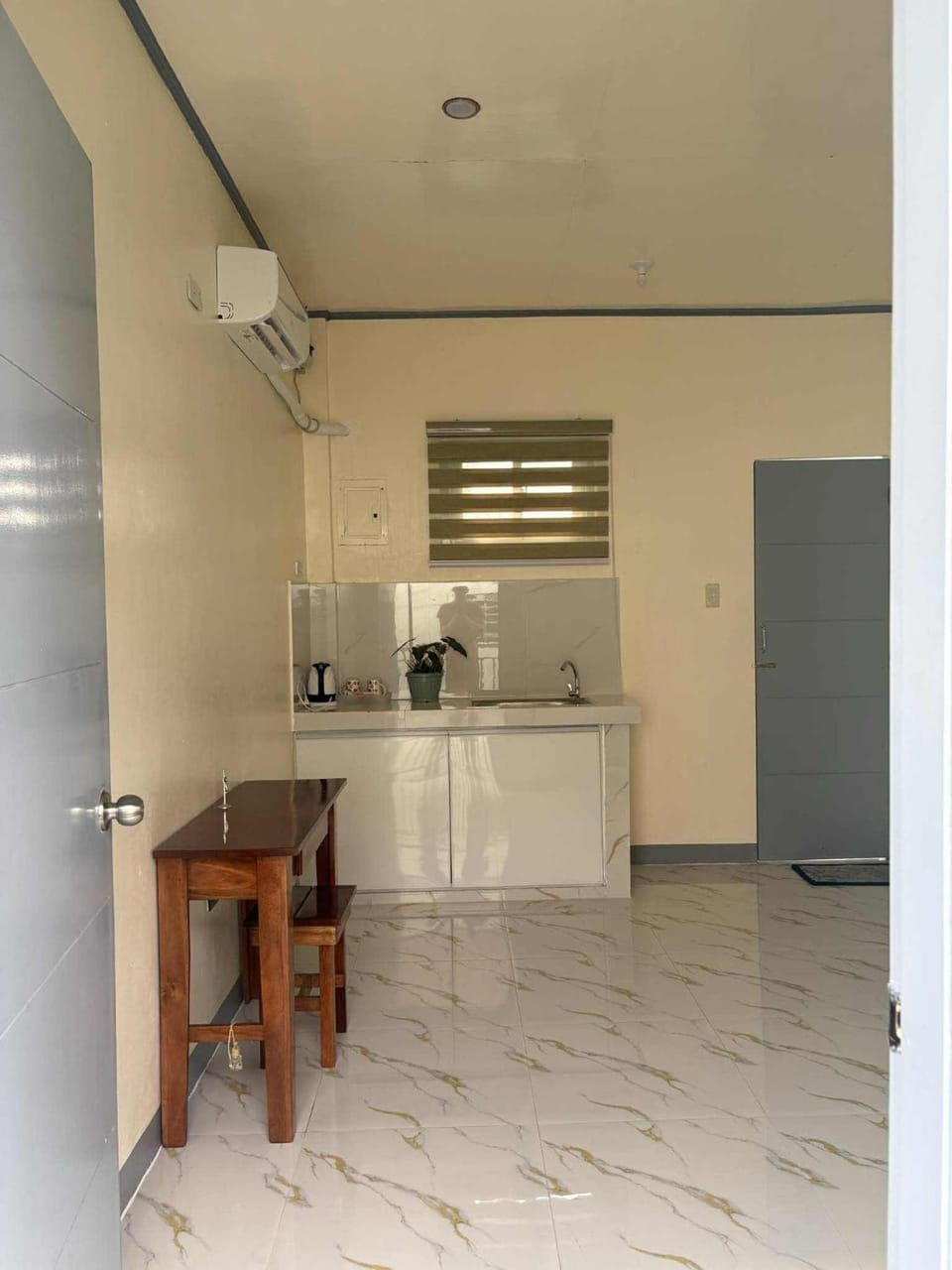 Octagon Building Bed and Breakfast in Nasugbu