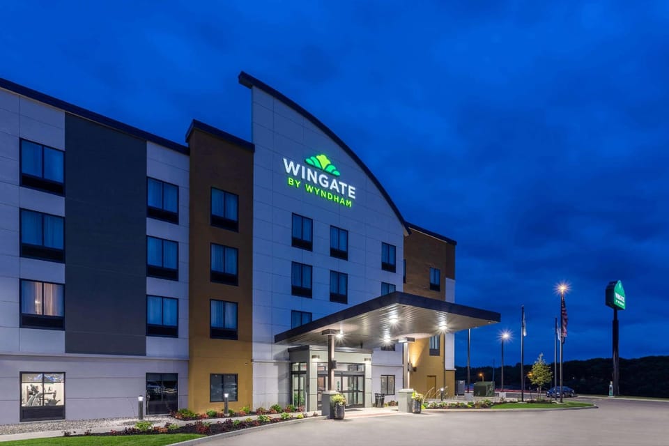 Wingate by Wyndham Angola Hotel in Indiana