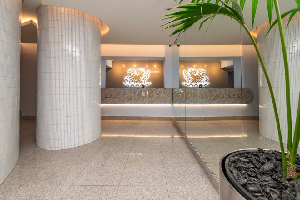 Zeeland Pier Aparthotel by Totalstay Apartment hotel in Cape Town