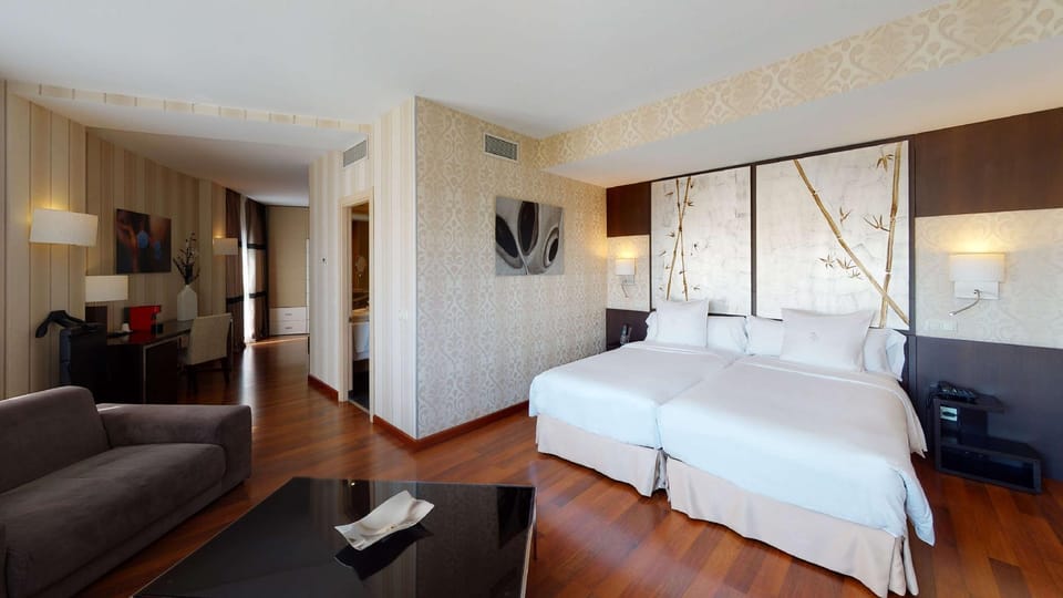 Suite room