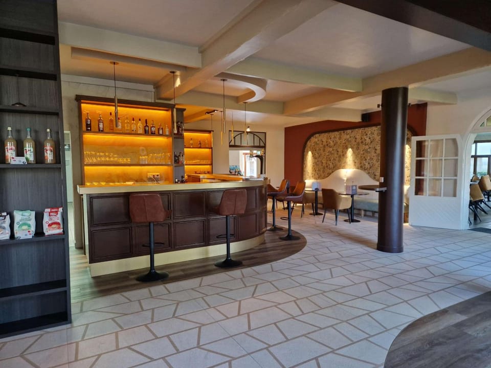 Bar/lounge