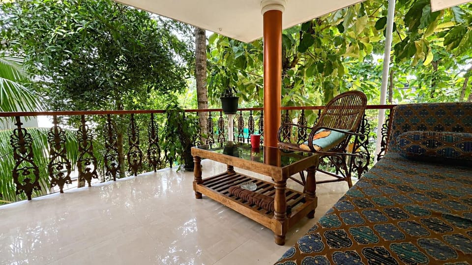 Aryavilla Heritage Villa Resort in Varkala