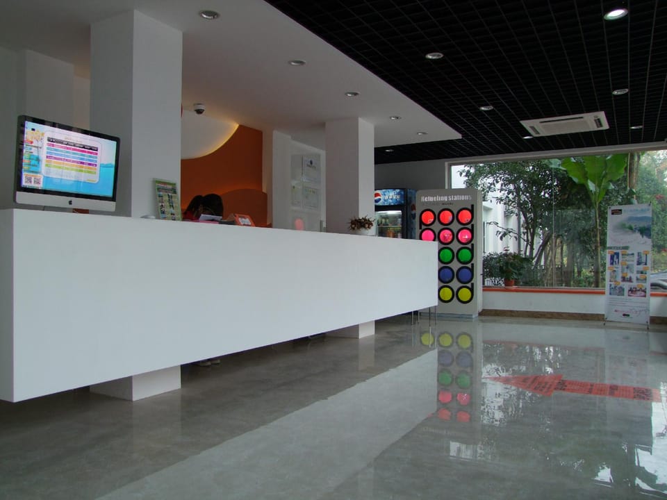 Pod Inn Strict Selection Hotel (Hangzhou Xihu Sudi Leifeng Pagoda) Hotel in Hangzhou