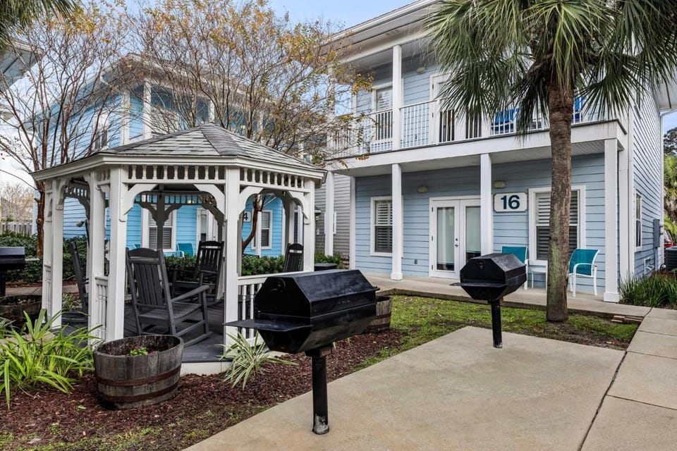 Club Wyndham Beach Street Cottages Hotel in Destin