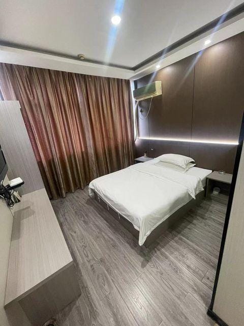 Hangzhou Loke Express Homestay Hotel in Hangzhou