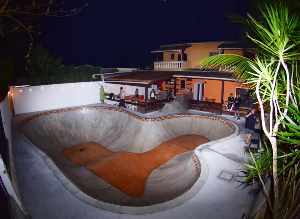 Pousada Praia do Tombo Hotel in State of São Paulo