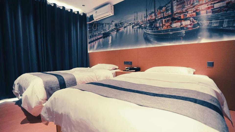 World Impression Theme Hotel Hotel in Chengdu